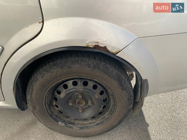 Сірий Шевроле Лачетті, об'ємом двигуна 1.8 л та пробігом 245 тис. км за 3399 $, фото 11 на Automoto.ua