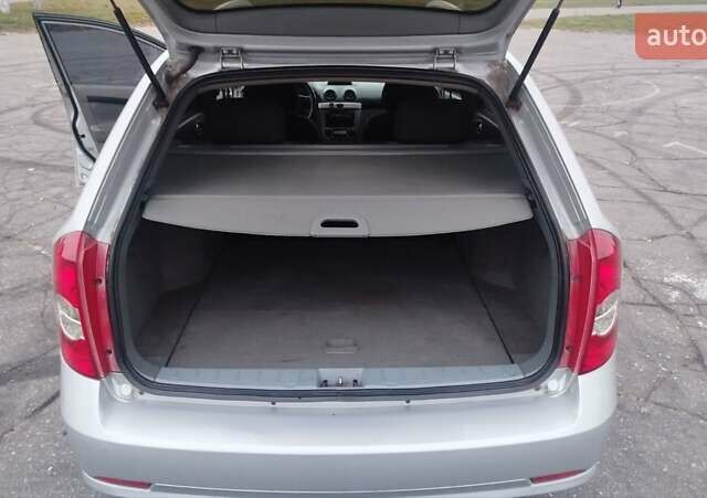 Серый Шевроле Лачетти, объемом двигателя 1.8 л и пробегом 189 тыс. км за 4500 $, фото 12 на Automoto.ua