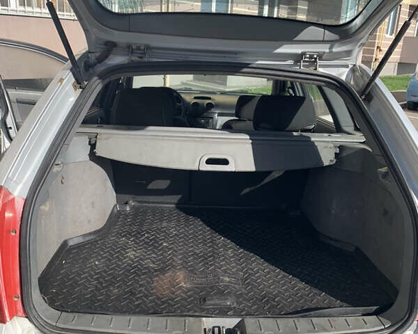 Сірий Шевроле Лачетті, об'ємом двигуна 1.8 л та пробігом 245 тис. км за 3399 $, фото 5 на Automoto.ua