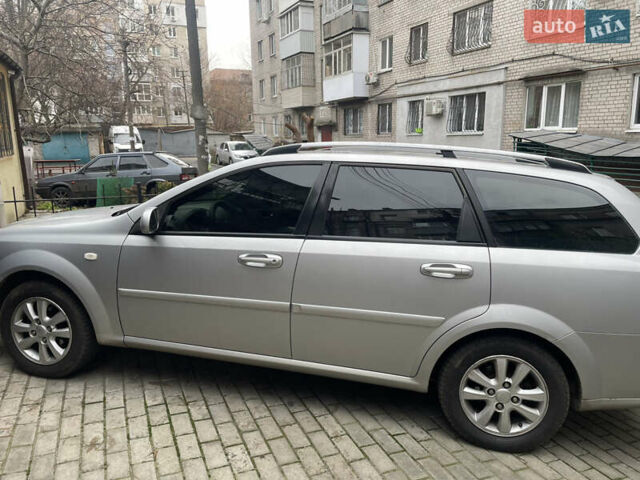 Серый Шевроле Лачетти, объемом двигателя 1.6 л и пробегом 320 тыс. км за 4800 $, фото 2 на Automoto.ua