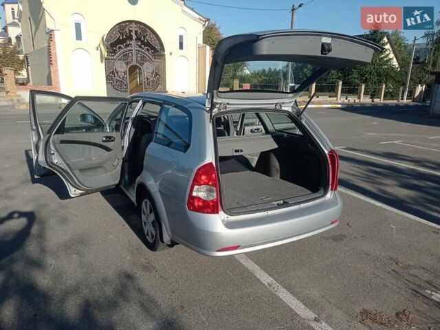 Серый Шевроле Лачетти, объемом двигателя 1.8 л и пробегом 149 тыс. км за 4100 $, фото 3 на Automoto.ua