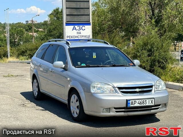 Серый Шевроле Лачетти, объемом двигателя 1.6 л и пробегом 250 тыс. км за 3950 $, фото 2 на Automoto.ua