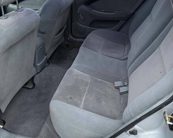 Серый Шевроле Лачетти, объемом двигателя 1.8 л и пробегом 250 тыс. км за 3400 $, фото 9 на Automoto.ua