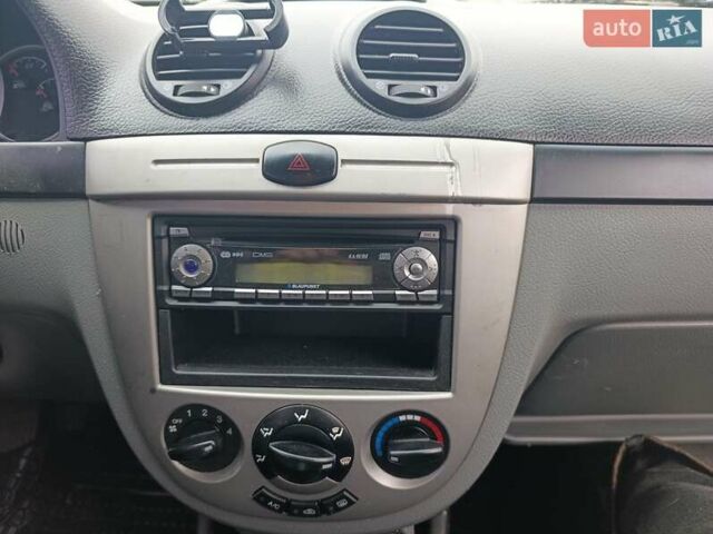 Сірий Шевроле Лачетті, об'ємом двигуна 1.6 л та пробігом 194 тис. км за 4700 $, фото 59 на Automoto.ua