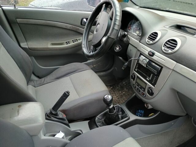 Сірий Шевроле Лачетті, об'ємом двигуна 1.8 л та пробігом 242 тис. км за 2500 $, фото 3 на Automoto.ua