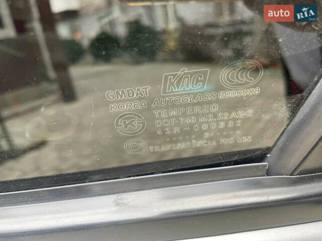 Серый Шевроле Лачетти, объемом двигателя 1.6 л и пробегом 320 тыс. км за 4800 $, фото 12 на Automoto.ua