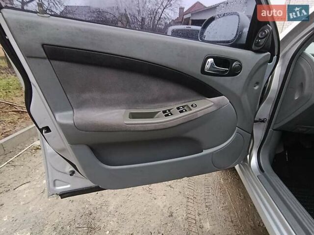 Сірий Шевроле Лачетті, об'ємом двигуна 1.6 л та пробігом 194 тис. км за 4700 $, фото 28 на Automoto.ua