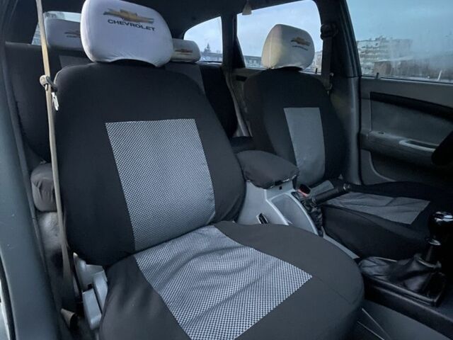 Сірий Шевроле Лачетті, об'ємом двигуна 1.8 л та пробігом 300 тис. км за 3499 $, фото 17 на Automoto.ua