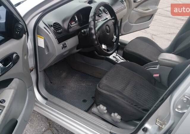 Серый Шевроле Лачетти, объемом двигателя 1.8 л и пробегом 189 тыс. км за 4500 $, фото 8 на Automoto.ua