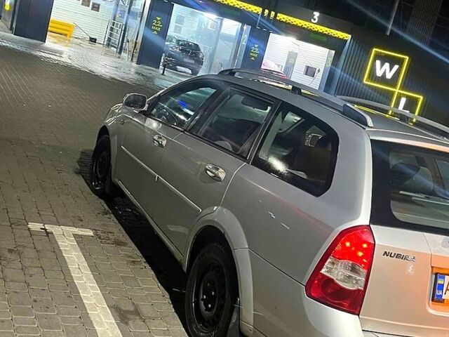 Сірий Шевроле Лачетті, об'ємом двигуна 1.6 л та пробігом 290 тис. км за 3200 $, фото 1 на Automoto.ua