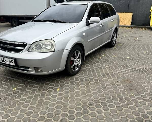 Серый Шевроле Лачетти, объемом двигателя 1.8 л и пробегом 320 тыс. км за 3450 $, фото 6 на Automoto.ua