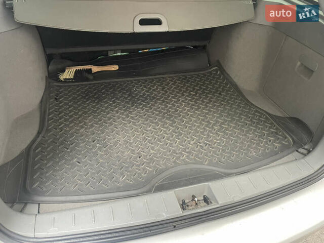 Серый Шевроле Лачетти, объемом двигателя 1.6 л и пробегом 320 тыс. км за 4800 $, фото 8 на Automoto.ua