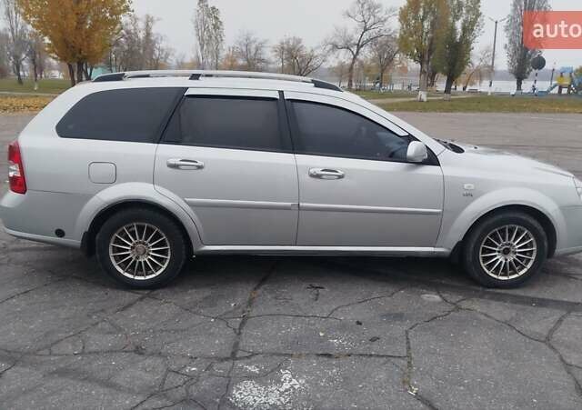 Серый Шевроле Лачетти, объемом двигателя 1.8 л и пробегом 189 тыс. км за 4500 $, фото 7 на Automoto.ua