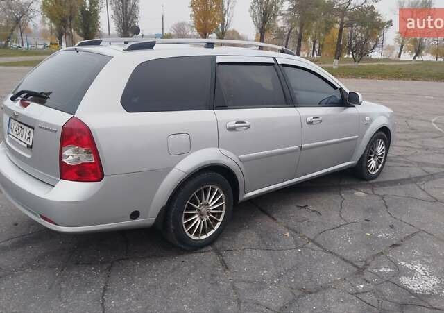 Серый Шевроле Лачетти, объемом двигателя 1.8 л и пробегом 189 тыс. км за 4500 $, фото 3 на Automoto.ua