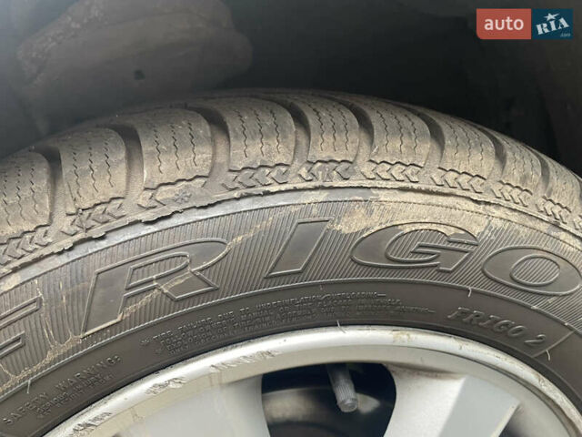 Серый Шевроле Лачетти, объемом двигателя 1.6 л и пробегом 320 тыс. км за 4800 $, фото 10 на Automoto.ua