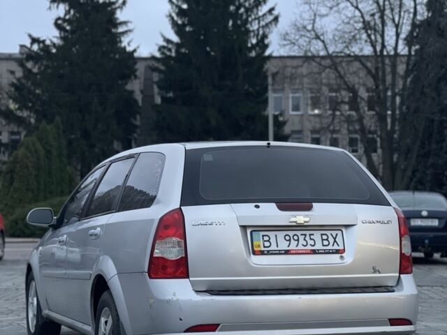 Сірий Шевроле Лачетті, об'ємом двигуна 1.8 л та пробігом 300 тис. км за 3499 $, фото 6 на Automoto.ua