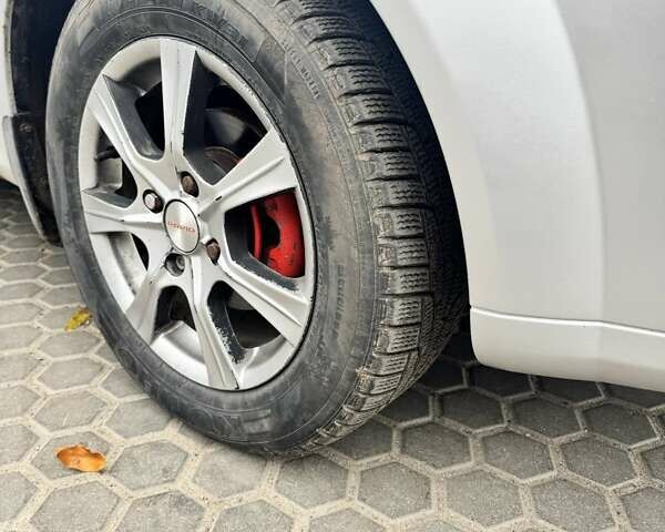 Серый Шевроле Лачетти, объемом двигателя 1.8 л и пробегом 320 тыс. км за 3450 $, фото 1 на Automoto.ua