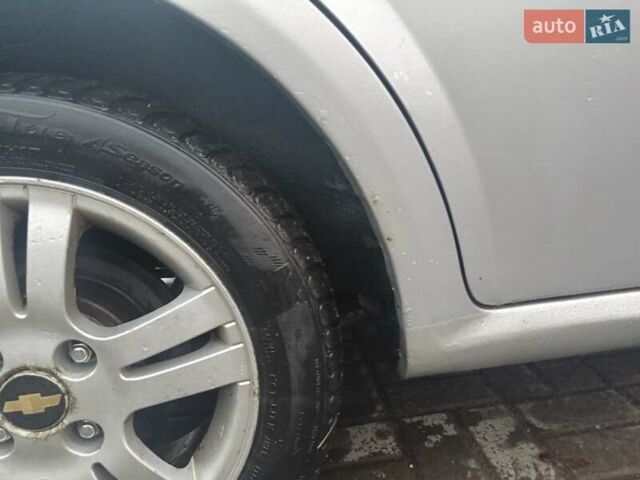 Сірий Шевроле Лачетті, об'ємом двигуна 1.8 л та пробігом 215 тис. км за 2200 $, фото 2 на Automoto.ua