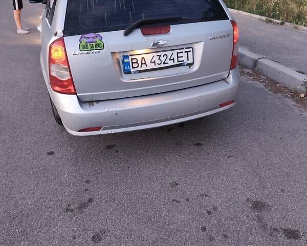 Сірий Шевроле Лачетті, об'ємом двигуна 1.8 л та пробігом 455 тис. км за 3200 $, фото 3 на Automoto.ua