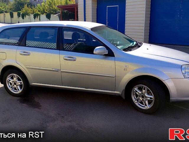 Сірий Шевроле Лачетті, об'ємом двигуна 1.8 л та пробігом 240 тис. км за 4300 $, фото 2 на Automoto.ua