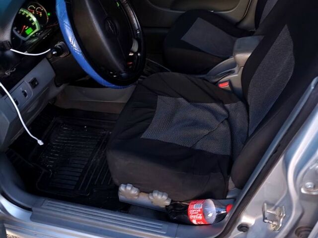 Серый Шевроле Лачетти, объемом двигателя 1.8 л и пробегом 444 тыс. км за 3800 $, фото 5 на Automoto.ua