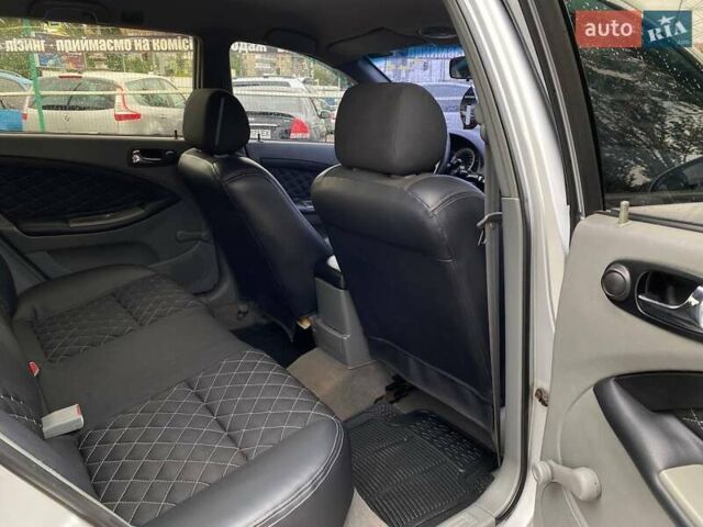 Серый Шевроле Лачетти, объемом двигателя 1.8 л и пробегом 226 тыс. км за 5600 $, фото 13 на Automoto.ua