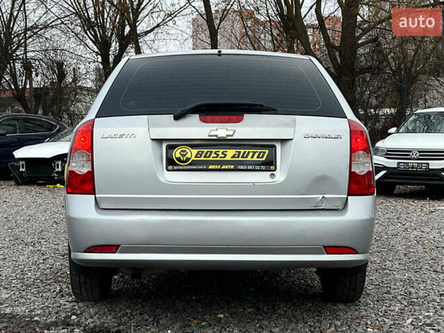 Сірий Шевроле Лачетті, об'ємом двигуна 1.8 л та пробігом 70 тис. км за 6999 $, фото 4 на Automoto.ua
