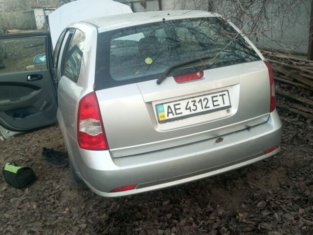 Серый Шевроле Лачетти, объемом двигателя 2 л и пробегом 170 тыс. км за 3300 $, фото 4 на Automoto.ua