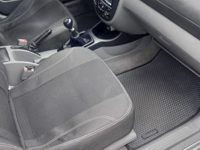 Сірий Шевроле Лачетті, об'ємом двигуна 1.6 л та пробігом 266 тис. км за 4650 $, фото 13 на Automoto.ua