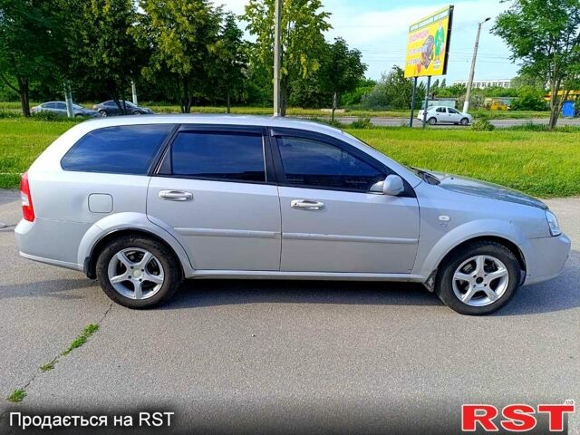 Серый Шевроле Лачетти, объемом двигателя 1.8 л и пробегом 444 тыс. км за 3800 $, фото 1 на Automoto.ua