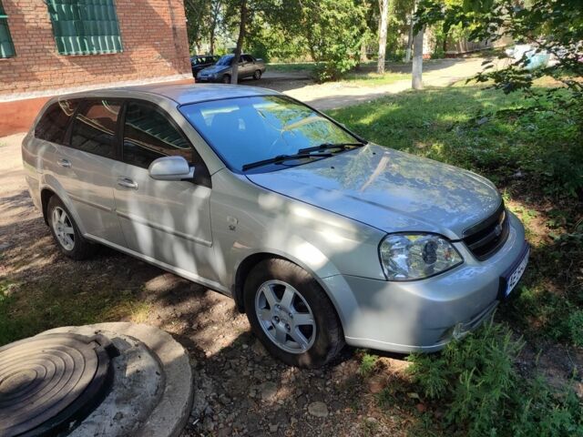 Серый Шевроле Лачетти, объемом двигателя 1.8 л и пробегом 260 тыс. км за 3800 $, фото 2 на Automoto.ua