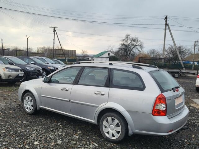 Серый Шевроле Лачетти, объемом двигателя 0 л и пробегом 260 тыс. км за 4600 $, фото 3 на Automoto.ua