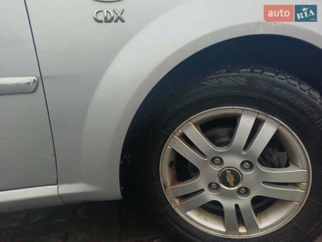 Сірий Шевроле Лачетті, об'ємом двигуна 1.8 л та пробігом 215 тис. км за 2200 $, фото 3 на Automoto.ua