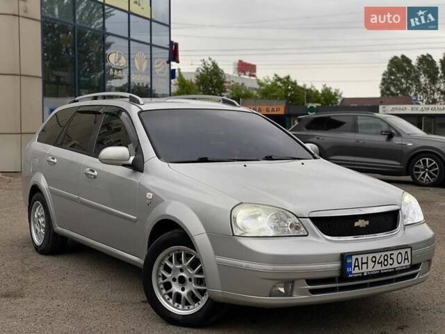 Серый Шевроле Лачетти, объемом двигателя 1.8 л и пробегом 226 тыс. км за 5600 $, фото 1 на Automoto.ua