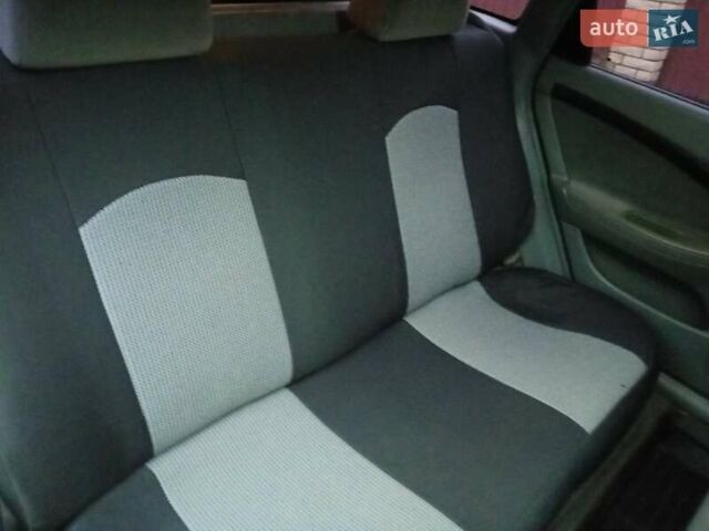 Серый Шевроле Лачетти, объемом двигателя 1.8 л и пробегом 256 тыс. км за 3000 $, фото 6 на Automoto.ua