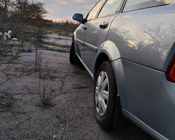 Серый Шевроле Лачетти, объемом двигателя 1.6 л и пробегом 240 тыс. км за 4400 $, фото 43 на Automoto.ua