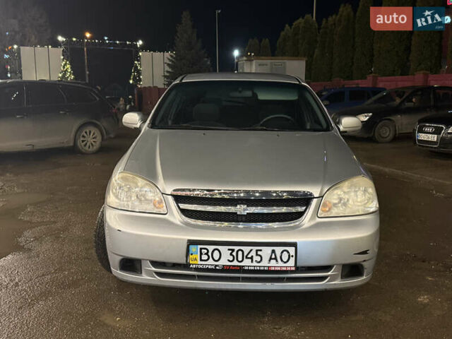 Серый Шевроле Лачетти, объемом двигателя 1.8 л и пробегом 330 тыс. км за 2900 $, фото 1 на Automoto.ua