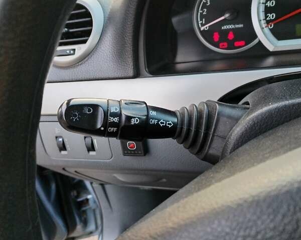 Серый Шевроле Лачетти, объемом двигателя 1.6 л и пробегом 240 тыс. км за 4400 $, фото 55 на Automoto.ua