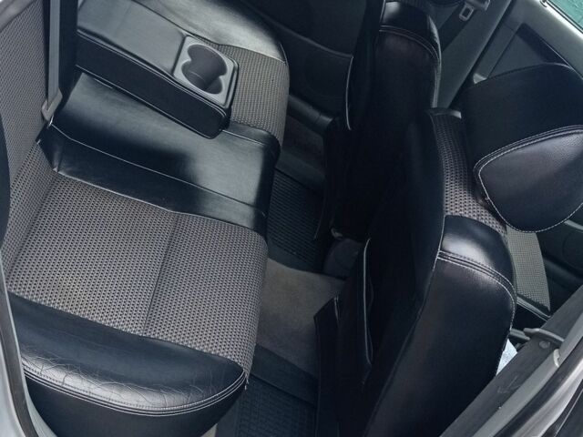 Серый Шевроле Лачетти, объемом двигателя 1.6 л и пробегом 300 тыс. км за 3600 $, фото 5 на Automoto.ua