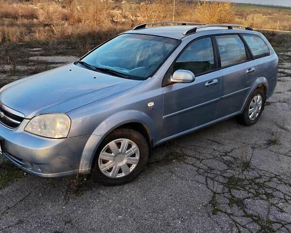 Серый Шевроле Лачетти, объемом двигателя 1.6 л и пробегом 240 тыс. км за 4400 $, фото 3 на Automoto.ua