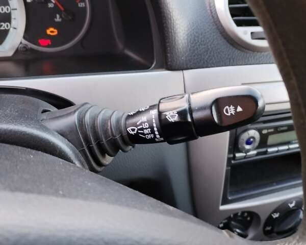 Серый Шевроле Лачетти, объемом двигателя 1.6 л и пробегом 240 тыс. км за 4400 $, фото 36 на Automoto.ua