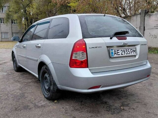 Сірий Шевроле Лачетті, об'ємом двигуна 1.8 л та пробігом 350 тис. км за 4200 $, фото 2 на Automoto.ua