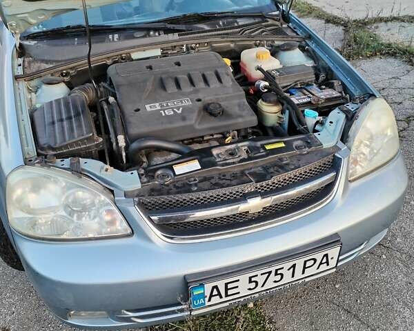 Серый Шевроле Лачетти, объемом двигателя 1.6 л и пробегом 240 тыс. км за 4400 $, фото 28 на Automoto.ua