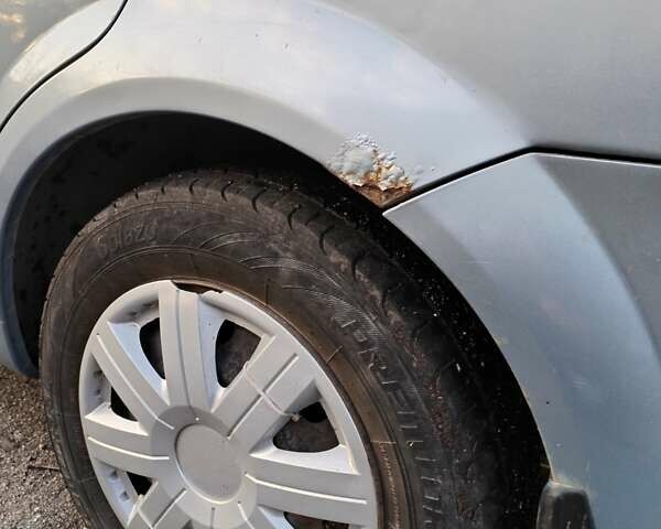 Серый Шевроле Лачетти, объемом двигателя 1.6 л и пробегом 240 тыс. км за 4400 $, фото 39 на Automoto.ua