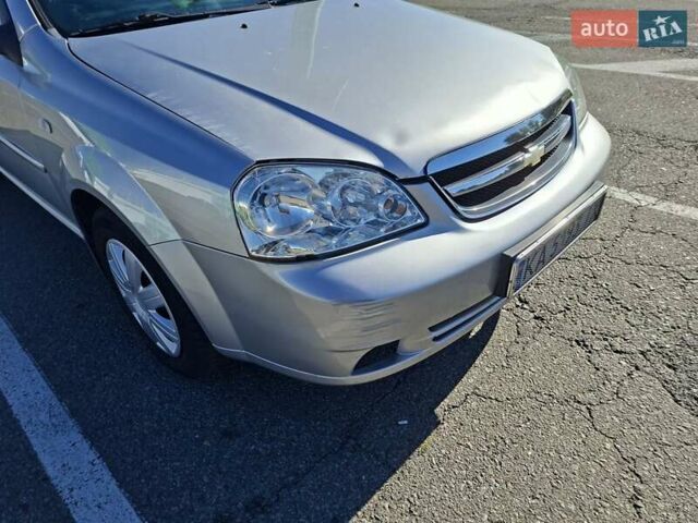 Серый Шевроле Лачетти, объемом двигателя 1.8 л и пробегом 212 тыс. км за 3500 $, фото 1 на Automoto.ua