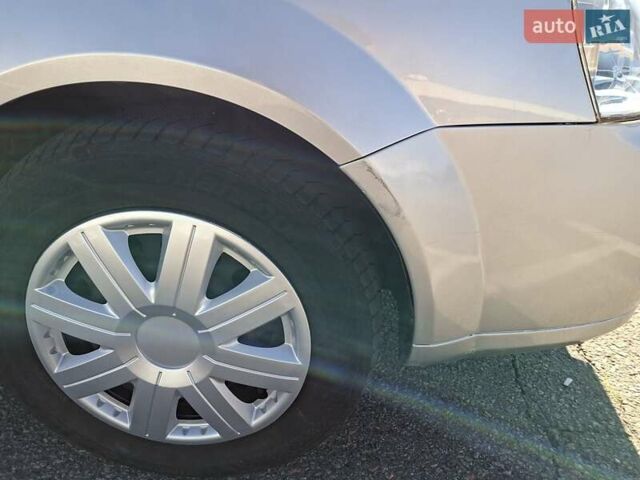 Серый Шевроле Лачетти, объемом двигателя 1.8 л и пробегом 212 тыс. км за 3500 $, фото 13 на Automoto.ua