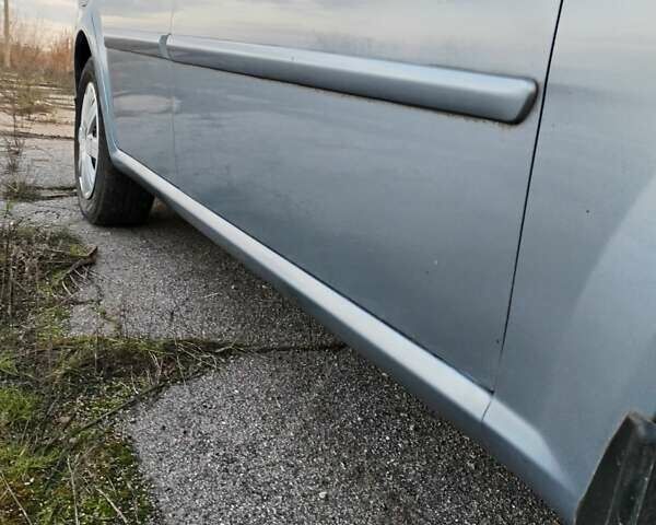 Серый Шевроле Лачетти, объемом двигателя 1.6 л и пробегом 240 тыс. км за 4400 $, фото 49 на Automoto.ua