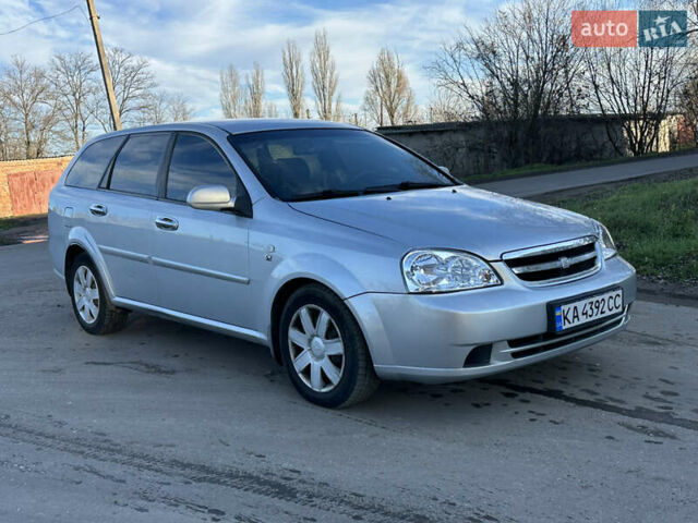 Сірий Шевроле Лачетті, об'ємом двигуна 1.8 л та пробігом 231 тис. км за 3900 $, фото 9 на Automoto.ua