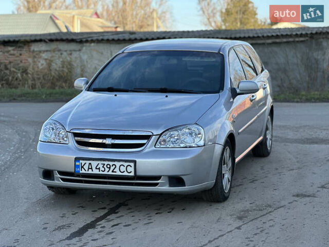 Сірий Шевроле Лачетті, об'ємом двигуна 1.8 л та пробігом 231 тис. км за 3900 $, фото 5 на Automoto.ua