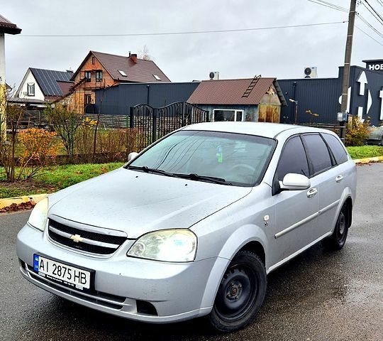 Серый Шевроле Лачетти, объемом двигателя 1.8 л и пробегом 212 тыс. км за 3200 $, фото 3 на Automoto.ua